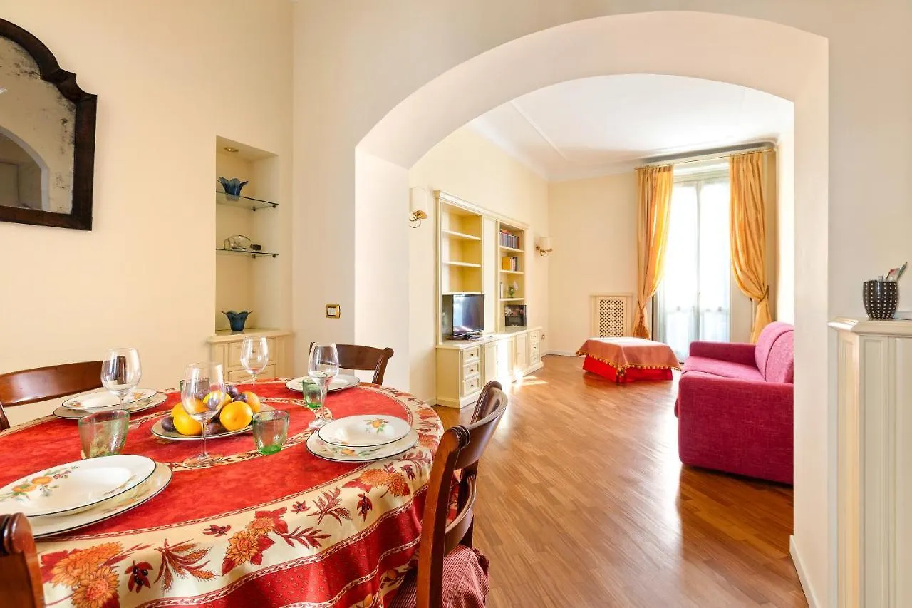 Morrone Luxury Apartment Milan