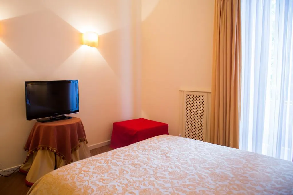 Morrone Luxury Apartment Milan