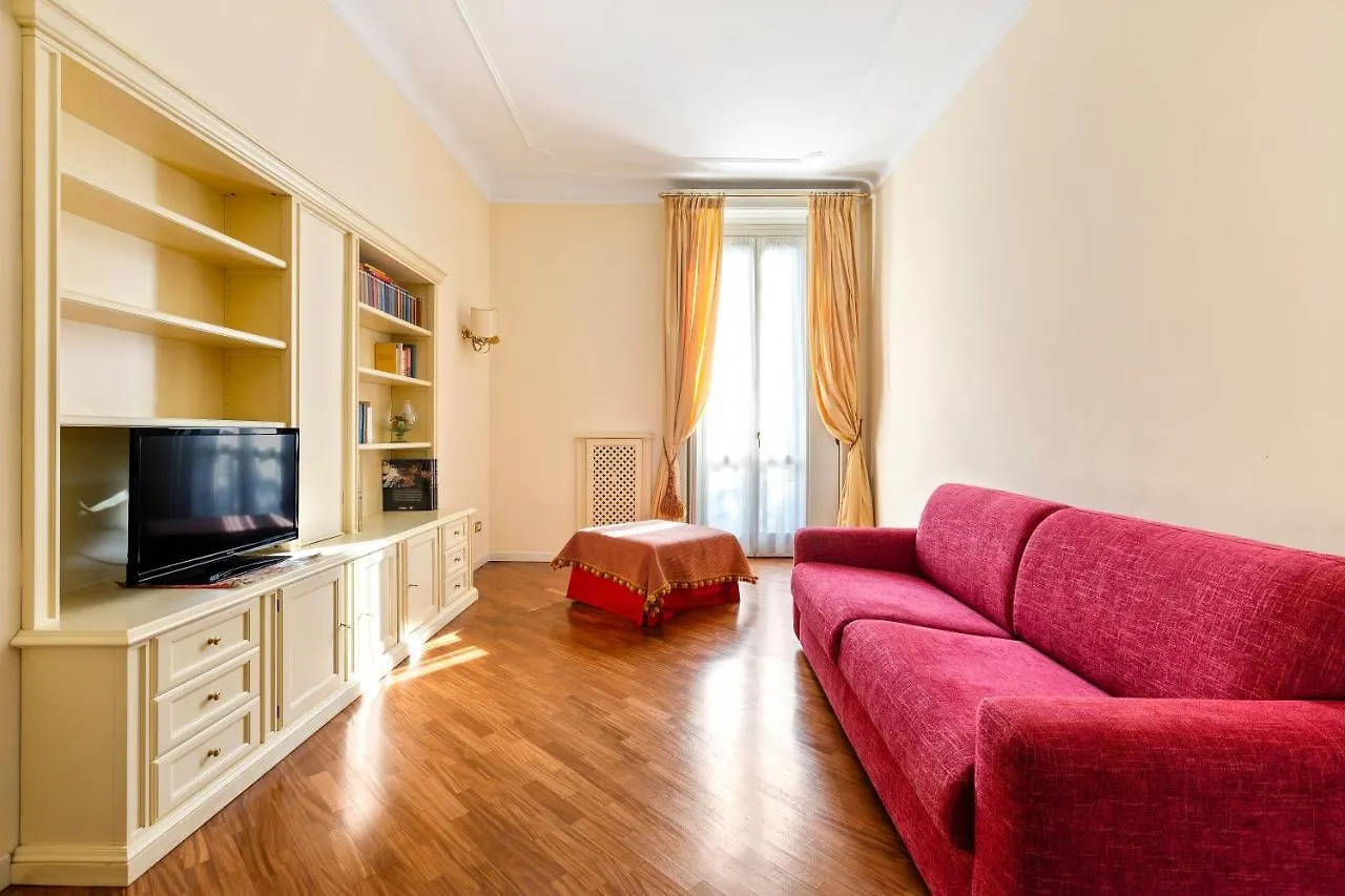 Morrone Luxury Apartment Milan